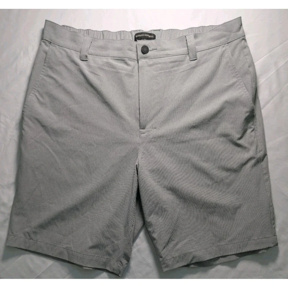 Banana Republic Shorts Men's 36 Gray Stretch Flat Front Casual Golf 9